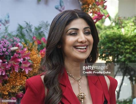 shilpa shetty old photos|2,488 Shilpa Shetty Pictures Stock Photos and High。